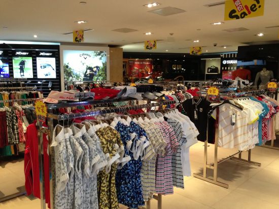 优雅享挥杆 都市名人高尔夫KAAPA GOLF春夏服饰特卖会诚邀您共赏风尚